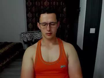 sexxymuscles4u from Chaturbate