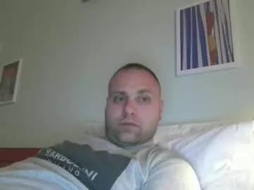 Shmele_04 webcams show profile image 