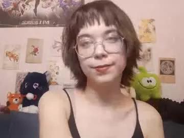 Shy_kiss_twinkle_bloop webcams show profile image 