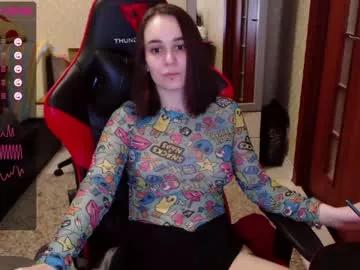 Explore our live girls sluts from our Custom and Multi clubs and checkout exclusive access to highly interactive content, such as shape, hair, titties, pussy type and many more.