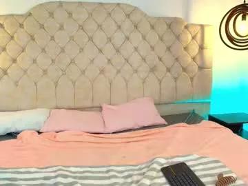 sillymora from Chaturbate