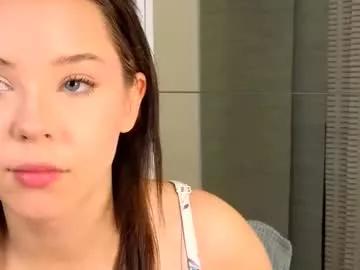 slyshypie from Chaturbate