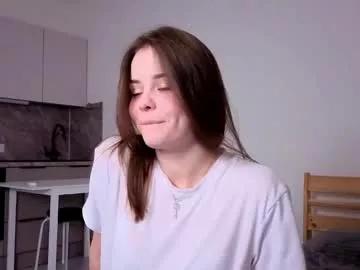 small_queenn from Chaturbate is Freechat