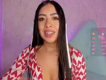 Explore our live girls sluts from our Custom and Multi clubs and checkout exclusive access to highly interactive content, such as shape, hair, titties, pussy type and many more.