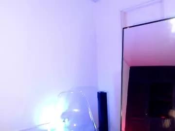 soro_lovelyboy from Chaturbate