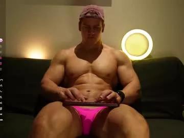 steevemuscle from Chaturbate