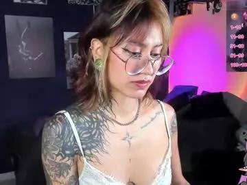 succubus_girl_ from Chaturbate