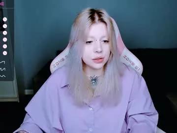 succubus_leslie from Chaturbate