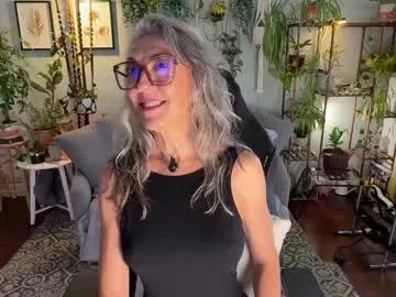 sunnie_dayz from Chaturbate