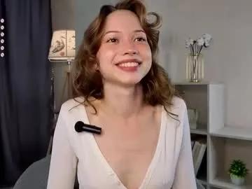 sunnivagaillard from Chaturbate