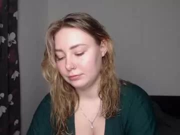 sunshinebeatrice11 from Chaturbate