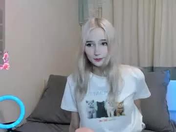 sw33t__berry from Chaturbate