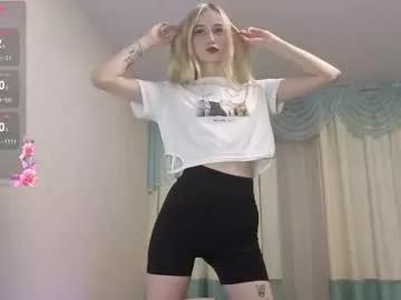 sw33t__berry from Chaturbate