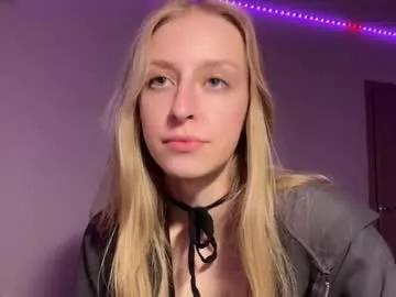 sweet_zz_gold from Chaturbate