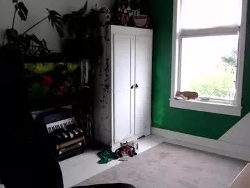 sweetguy420340384 from Chaturbate