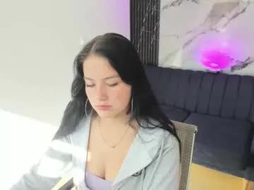 sweetie_angel18 from Chaturbate