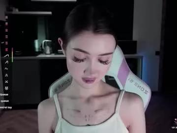 sweetiebones from Chaturbate