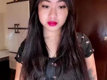 sweetlovepinay04 from Chaturbate