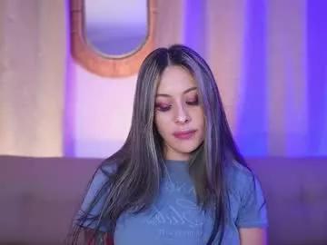 Explore our live girls sluts from our Custom and Multi clubs and checkout exclusive access to highly interactive content, such as shape, hair, titties, pussy type and many more.