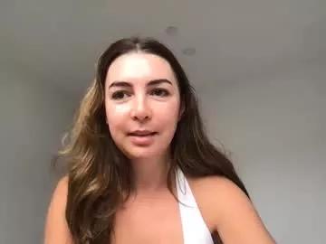 sweetukcassie from Chaturbate