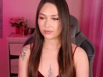 Explore our live girls sluts from our Custom and Multi clubs and checkout exclusive access to highly interactive content, such as shape, hair, titties, pussy type and many more.