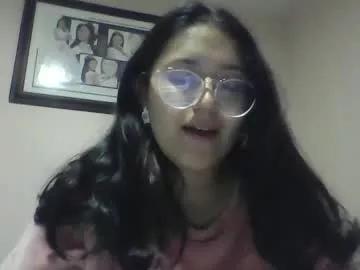 sweetyypeach from Chaturbate