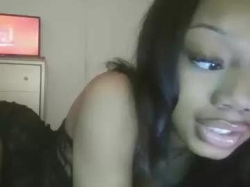 Symonechanell webcams show profile image 