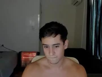 Tairoanddagnye webcams show profile image 