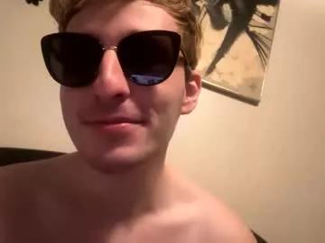 tallhandsomehung69 from Chaturbate
