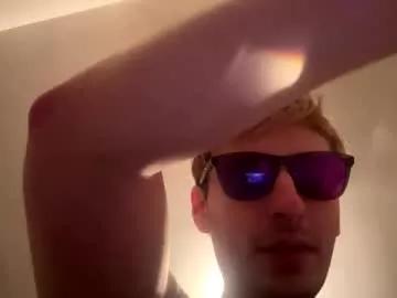 tallhandsomehung69 from Chaturbate