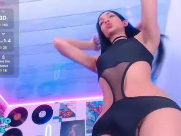Explore our live girls sluts from our Custom and Multi clubs and checkout exclusive access to highly interactive content, such as shape, hair, titties, pussy type and many more.