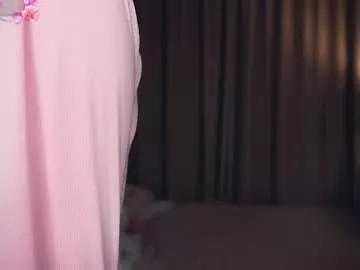 tanaichon from Chaturbate