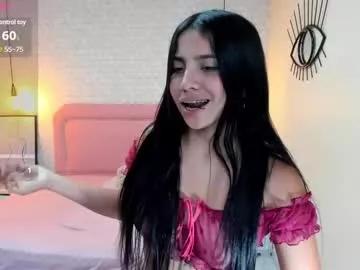 tatigold2 from Chaturbate