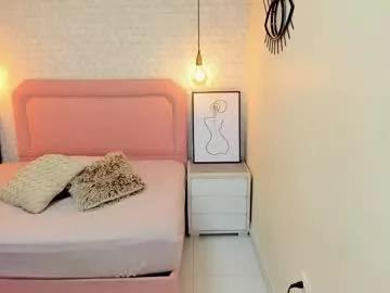 tatigold2 from Chaturbate