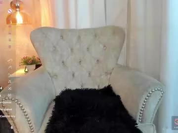 tattofoxx__ from Chaturbate
