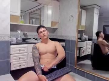 thomas_moon_ from Chaturbate is Freechat
