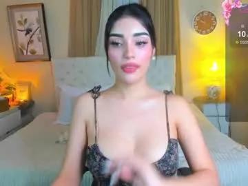 Explore our live girls sluts from our Custom and Multi clubs and checkout exclusive access to highly interactive content, such as shape, hair, titties, pussy type and many more.