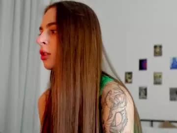 Explore our live girls sluts from our Custom and Multi clubs and checkout exclusive access to highly interactive content, such as shape, hair, titties, pussy type and many more.