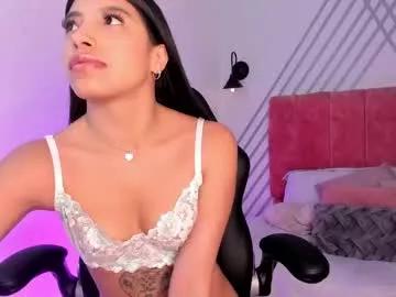 tiffany_low from Chaturbate
