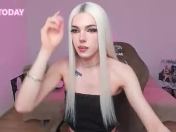 Explore our live girls sluts from our Custom and Multi clubs and checkout exclusive access to highly interactive content, such as shape, hair, titties, pussy type and many more.