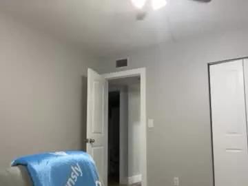 tiffstreatsxoxo from Chaturbate