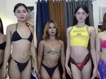 Explore our live girls sluts from our Custom and Multi clubs and checkout exclusive access to highly interactive content, such as shape, hair, titties, pussy type and many more.