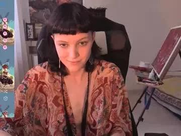 titi_mnitii from Chaturbate