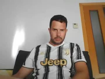 titusnow from Chaturbate