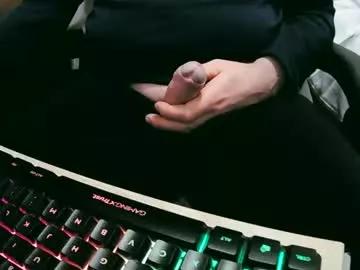 tolon408472 from Chaturbate