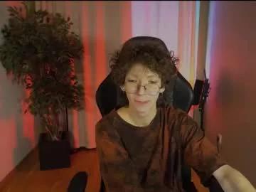 tommiehi from Chaturbate
