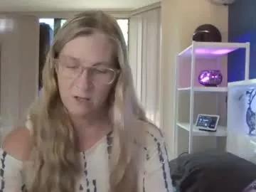 total_aussie_milfs from Chaturbate