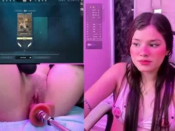 Explore our live girls sluts from our Custom and Multi clubs and checkout exclusive access to highly interactive content, such as shape, hair, titties, pussy type and many more.