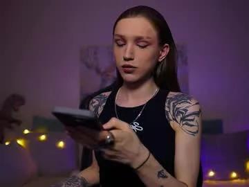 twiinkie_pie from Chaturbate
