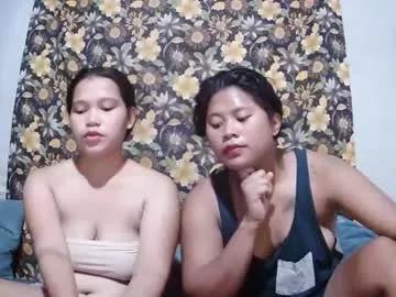 twowetcuties from Chaturbate